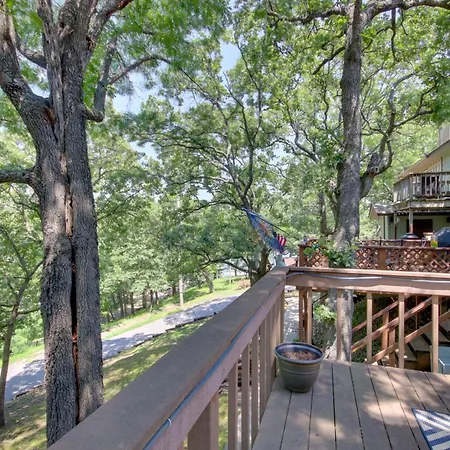 Villa Townhouse At The Mouth Of Drowning Creek!